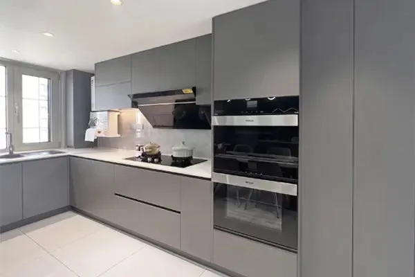 I-shaped single-wall kitchen cabinet — TD Furniture Malaysia