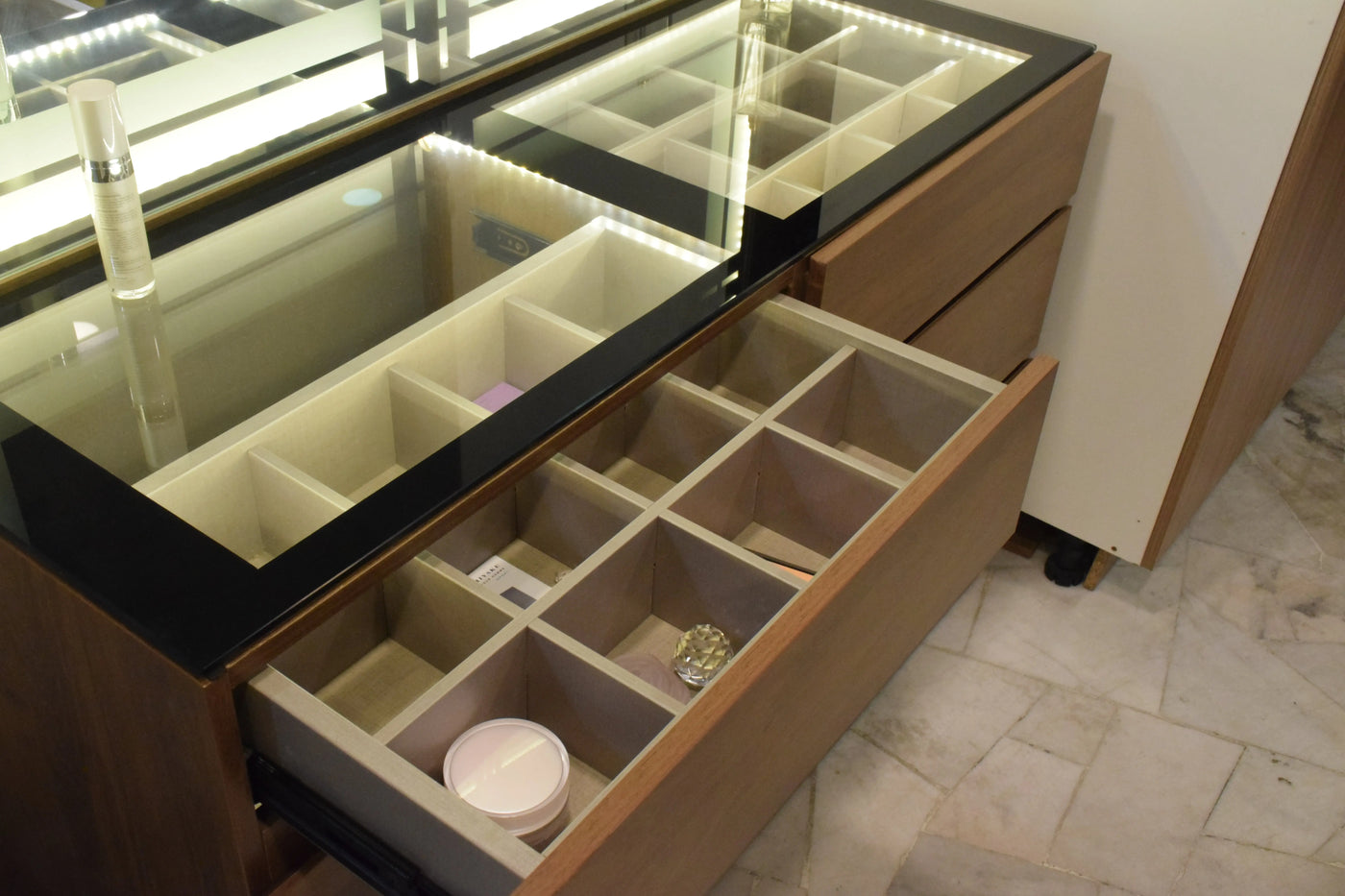 SHINE Dressing Table - Td Furniture
